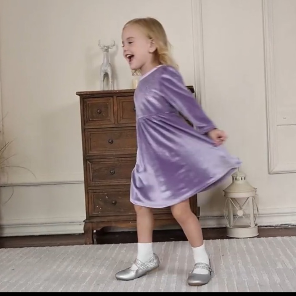 Girl’s Long Sleeve Velvet Dress in Purple - Picture 10 of 13